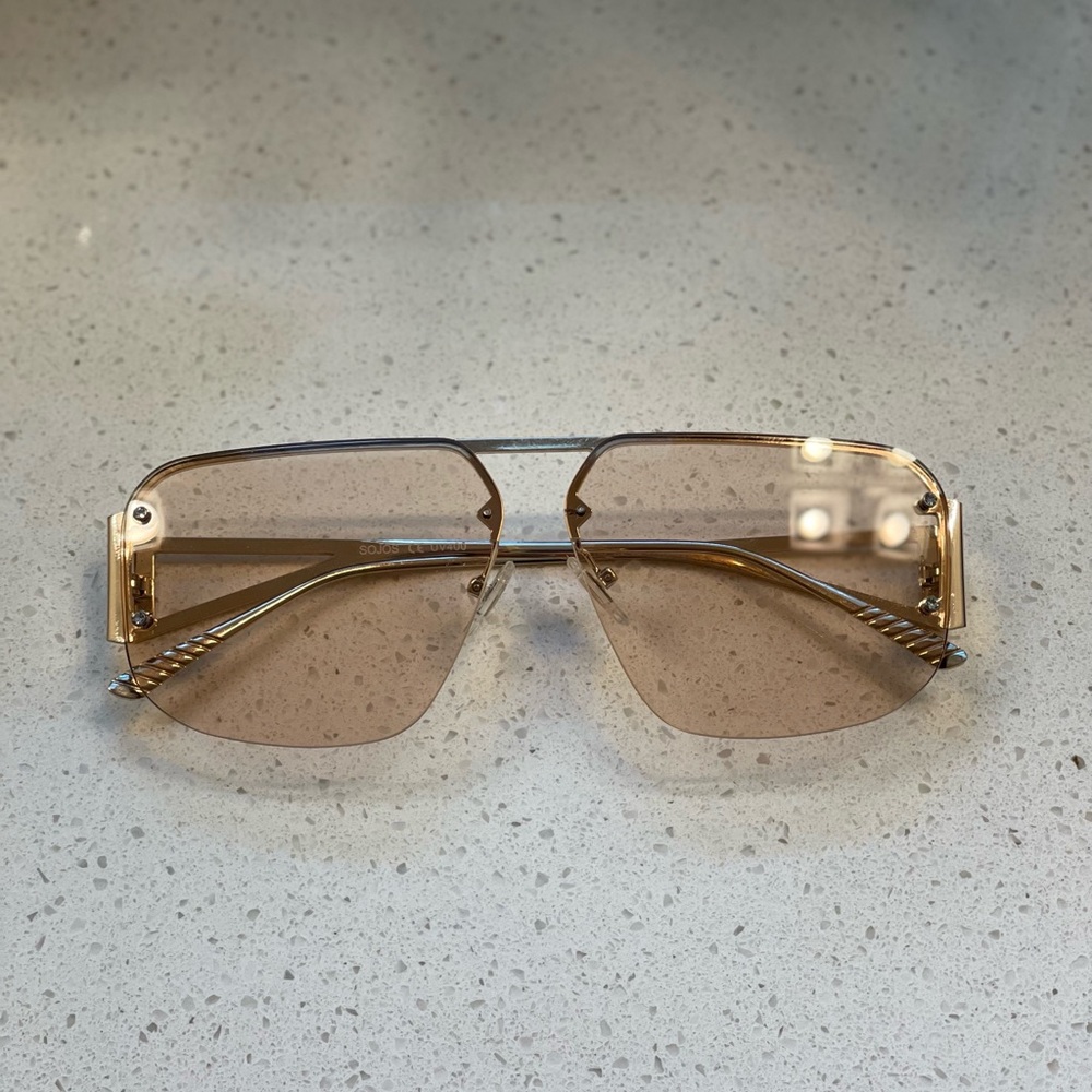 Sunglasses Bundle - Picture 7 of 10